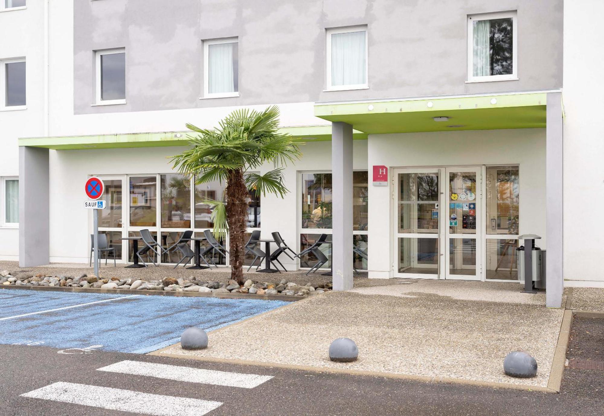 Mont-de-marsan Hotel 2*